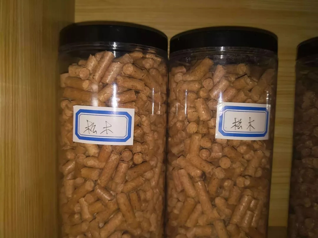 鬆木（mù）顆粒